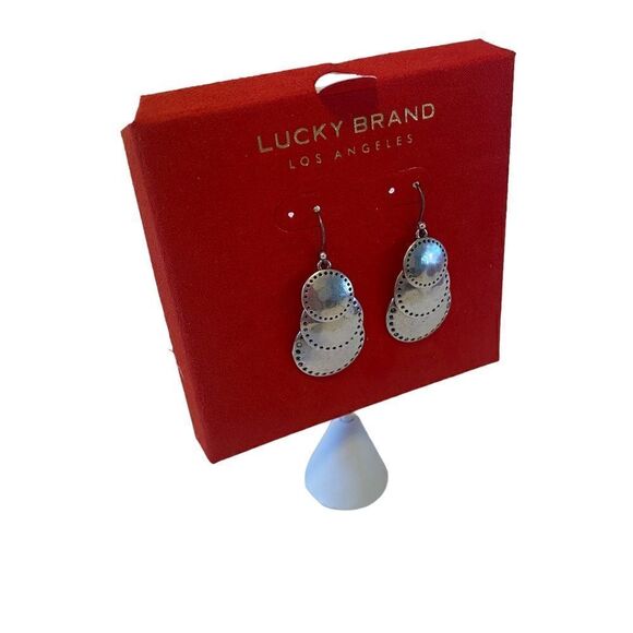 Lucky Brand Graduated Circle Drop Earrings in Hammered Silver Tone - Picture 2 of 9